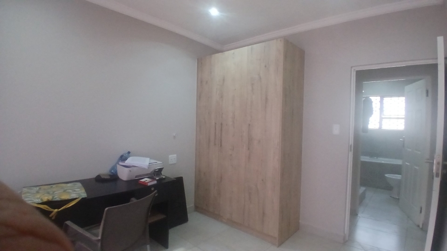 4 Bedroom Property for Sale in Heidedal Free State